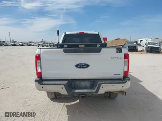 2017 Ford Super Duty F-250 SRW Lariat with VIN 1FT7W2B69HED25657, listed as a IAAI auction lot 41675676 with 169,995 mi miles. Bid and sale history available at carsss.com. Image 16.