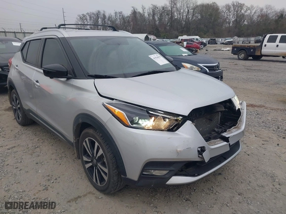 2019 Nissan Kicks S with VIN 3N1CP5CU2KL562351, listed as a IAAI auction lot 41554939 with 78,319 mi miles. Bid and sale history available at carsss.com. Image 6.