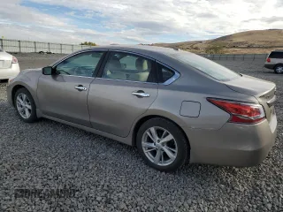 2014 Nissan Altima 2.5 with VIN 1N4AL3AP3EN236747, listed as a Copart auction lot 78548754 with 145,627 mi miles and Salvage Title. Bid and sale history available at carsss.com. Image 2.