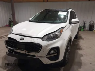 2020 Kia Sportage EX z VIN KNDPNCAC4L7802413, wystawiony jako IAAI lot #41921265 z przebiegiem 92 100 mil mil oraz . Historia ofert i sprzedaży dostępna na DreamBid. Obrazek 18.