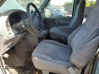 1996 Chevrolet Astro with VIN 1GNDM19W6TB126141, listed as a Copart auction lot 54097374 with 151,038 mi miles and Non Repairable. Bid and sale history available at carsss.com. Image 7.