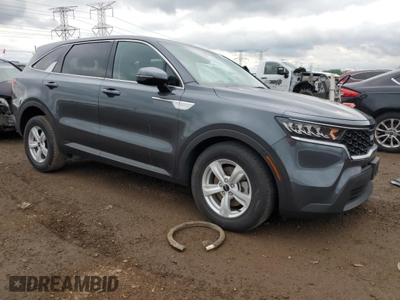 2022 Kia Sorento LX with VIN 5XYRG4LC6NG115672, listed as a Copart auction lot 58574035 with 36,008 mi miles and Salvage title. Bid and sale history available at DreamBid. Image 4.