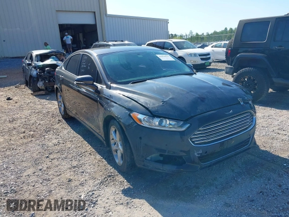 2016 Ford Fusion SE with VIN 3FA6P0HD4GR119134, listed as a IAAI auction lot 42018631 with 158,191 mi miles. Bid and sale history available at carsss.com. Image 1.