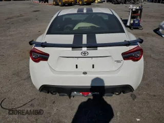 2017 Toyota 86 with VIN JF1ZNAA15H8707068, listed as a Copart auction lot 64527424 with 0 mi miles and Salvage Title. Bid and sale history available at carsss.com. Image 6.