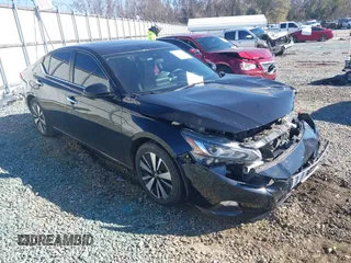 2022 Nissan Altima SV z VIN 1N4BL4DVXNN380980, wystawiony jako IAAI lot #41292447 z przebiegiem 74 269 mil mil oraz . Historia ofert i sprzedaży dostępna na DreamBid. Obrazek 1.