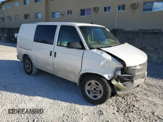 2005 Chevrolet Astro Cargo Van with VIN 1GCDM19X95B120533, listed as a Copart auction lot 45534685 with 385,652 mi miles and Salvage Title. Bid and sale history available at carsss.com. Image 4.