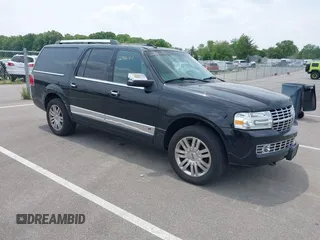 2012 Lincoln Navigator z VIN 5LMJJ3J57CEL05055, wystawiony jako IAAI lot #42386161 z przebiegiem 136 498 mil mil oraz . Historia ofert i sprzedaży dostępna na DreamBid. Obrazek 1.