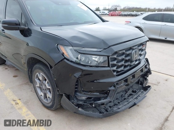 2023 Honda Passport TrailSport with VIN 5FNYF8H67PB006933, listed as a IAAI auction lot 41597859 with 34,145 mi miles and . Bid and sale history available at carsss.com. Image 18.
