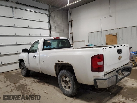 2008 Chevrolet Silverado 1500 Work Truck with VIN 1GCEC14X68Z134920, listed as a Copart auction lot 45531985 with 299,069 mi miles and Clean Title. Bid and sale history available at carsss.com. Image 2.