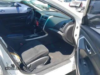 2015 Nissan Altima S with VIN 1N4AL3AP9FC572240, listed as a IAAI auction lot 42137686 with 164,611 mi miles and . Bid and sale history available at DreamBid. Image 5.