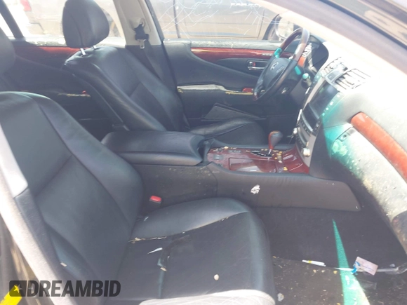 2010 Lexus LS 460 with VIN JTHBL5EF5A5101080, listed as a IAAI auction lot 42298809 with 126,985 mi miles and . Bid and sale history available at DreamBid. Image 5.