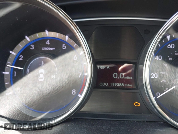 2011 Hyundai Sonata Limited with VIN 5NPEC4AC3BH106087, listed as a IAAI auction lot 42210979 with 199,388 mi miles and . Bid and sale history available at DreamBid. Image 7.