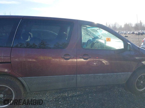 1999 Toyota Sienna CE with VIN 4T3ZF19C0XU151077, listed as a IAAI auction lot 41692028 with 1 mi miles. Bid and sale history available at carsss.com. Image 12.