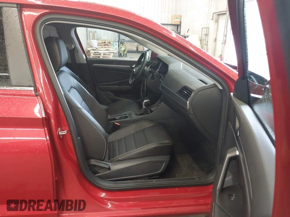 2023 Volkswagen Jetta SE with VIN 3VWEM7BUXPM057216, listed as a IAAI auction lot 42303031 with 30,591 mi miles and . Bid and sale history available at DreamBid. Image 5.