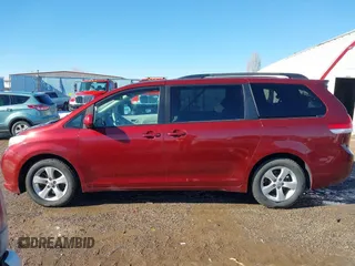 2011 Toyota Sienna LE AAS with VIN 5TDKK3DC6BS104887, listed as a IAAI auction lot 41653933 with 105,141 mi miles and . Bid and sale history available at DreamBid. Image 15.