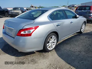 2010 Nissan Maxima SV with VIN 1N4AA5AP4AC825670, listed as a IAAI auction lot 42150640 with 117,626 mi miles and . Bid and sale history available at DreamBid. Image 4.