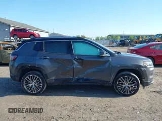 2022 Jeep Compass Limited with VIN 3C4NJDCB1NT153780, listed as a IAAI auction lot 42219869 with 121,000 mi miles and . Bid and sale history available at DreamBid. Image 13.