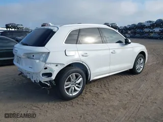2020 Audi Q5 Premium with VIN WA1ANAFY2L2066089, listed as a IAAI auction lot 41934177 with 52,340 mi miles. Bid and sale history available at carsss.com. Image 4.