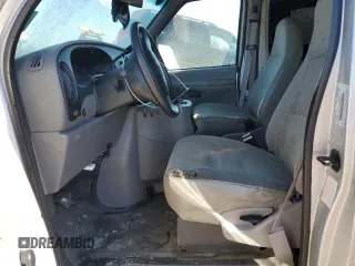 2000 Ford Econoline Cargo with VIN 1FTNE24L3YHA28752, listed as a Copart auction lot 45969345 with 109,484 mi miles and Clean Title. Bid and sale history available at carsss.com. Image 7.