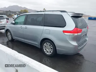 2011 Toyota Sienna XLE AAS with VIN 5TDYK3DC5BS111467, listed as a IAAI auction lot 41560895 with 126,917 mi miles. Bid and sale history available at carsss.com. Image 3.