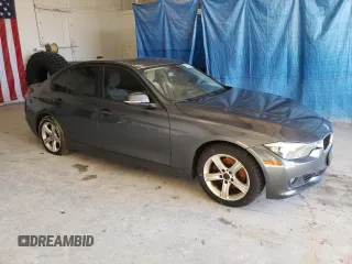 2014 BMW 3 Series 328i xDrive с VIN WBA3B5C55EP540497, выставлен на аукционе Copart как лот 49250695 с пробегом 183 639 миль миль и Чистый • Clean title. История ставок и продаж доступна на DreamBid. Изображение 4.