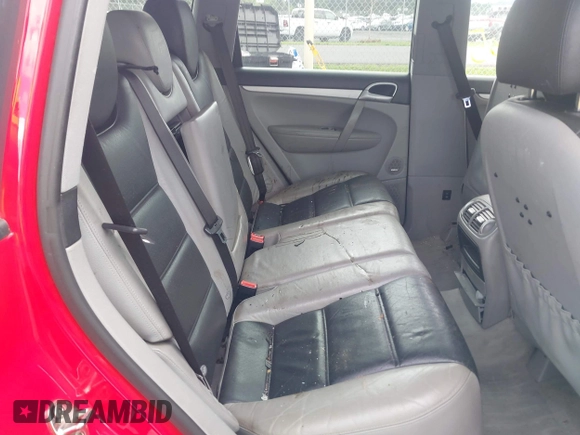 2006 Porsche Cayenne S z VIN WP1AB29P06LA69268, wystawiony jako IAAI lot #42279405 z przebiegiem Nie podano mil oraz . Historia ofert i sprzedaży dostępna na DreamBid. Obrazek 8.