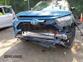 2022 Toyota RAV4 Hybrid XSE z VIN 2T3E6RFV2NW032835, wystawiony jako IAAI lot #42429819 z przebiegiem 67 101 mil mil oraz . Historia ofert i sprzedaży dostępna na DreamBid. Obrazek 6.