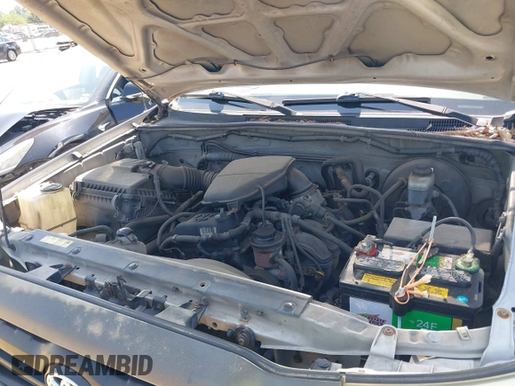 2006 Toyota Tacoma with VIN 5TENX22N16Z146230, listed as a IAAI auction lot 42663040 with 280,274 mi miles and . Bid and sale history available at DreamBid. Image 10.