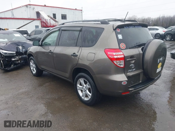 2011 Toyota RAV4 with VIN JTMBK4DV0B5099585, listed as a IAAI auction lot 41502571 with 162,850 mi miles. Bid and sale history available at carsss.com. Image 3.