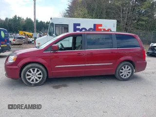 2015 Chrysler Town & Country Touring with VIN 2C4RC1BG6FR513993, listed as a IAAI auction lot 42189211 with 175,538 mi miles. Bid and sale history available at carsss.com. Image 14.