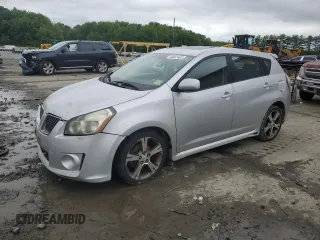 2009 Pontiac Vibe GT z VIN 5Y2SR670X9Z426598, wystawiony jako Copart lot #58867485 z przebiegiem 348 999 mil mil oraz Czysty tytuł • Clean title. Historia ofert i sprzedaży dostępna na DreamBid. Obrazek 1.