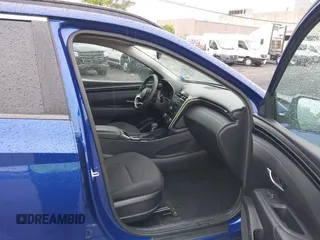 2022 Hyundai Tucson SEL z VIN 5NMJBCAE1NH026298, wystawiony jako IAAI lot #42365533 z przebiegiem 44 080 mil mil oraz . Historia ofert i sprzedaży dostępna na DreamBid. Obrazek 5.