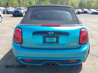 2019 MINI Convertible Cooper S с VIN WMWWG9C54K3E41195, выставлен на аукционе IAAI как лот 42149191 с пробегом 80 033 миль миль и . История ставок и продаж доступна на DreamBid. Изображение 16.