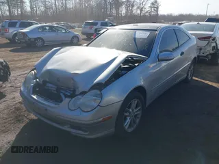 2003 Mercedes-Benz C 230 Kompressor с VIN WDBRN40J13A431498, выставлен на аукционе IAAI как лот 41441014 с пробегом Не указан миль и . История ставок и продаж доступна на DreamBid. Изображение 2.