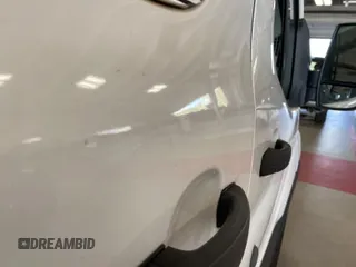 2019 Ford Transit with VIN 1FTYE1YM0KKB31938, listed as a IAAI auction lot 42667322 with 196,239 mi miles and . Bid and sale history available at DreamBid. Image 21.