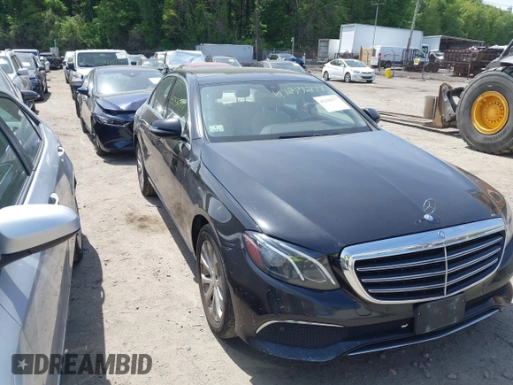 2017 Mercedes-Benz E 300 Luxury with VIN WDDZF4KB2HA126271, listed as a IAAI auction lot 42336777 with 253,907 mi miles and . Bid and sale history available at DreamBid. Image 6.