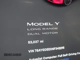 2022 Tesla Model Y Long Range z VIN 7SAYGDEE0NF342215, wystawiony jako IAAI lot #42136858 z przebiegiem 53 037 mil mil oraz . Historia ofert i sprzedaży dostępna na DreamBid. Obrazek 14.