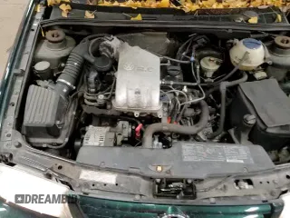 1998 Volkswagen Jetta with VIN 3VWSA81H5WM126169, listed as a Copart auction lot 84884894 with 32,759 mi miles and Clean title. Bid and sale history available at DreamBid. Image 13.