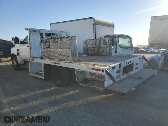 2019 Chevrolet Silverado 1500 with VIN 1HTKHPVK3KH827986, listed as a Copart auction lot 86202604 with 110,406 mi miles and Salvage Title. Bid and sale history available at DreamBid. Image 3.