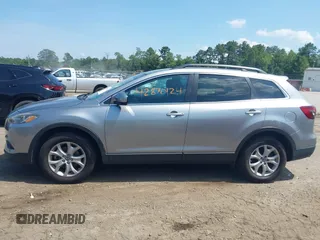 2015 Mazda CX-9 Sport z VIN JM3TB2BA3F0451593, wystawiony jako IAAI lot #42870124 z przebiegiem 196 390 mil mil oraz . Historia ofert i sprzedaży dostępna na DreamBid. Obrazek 14.