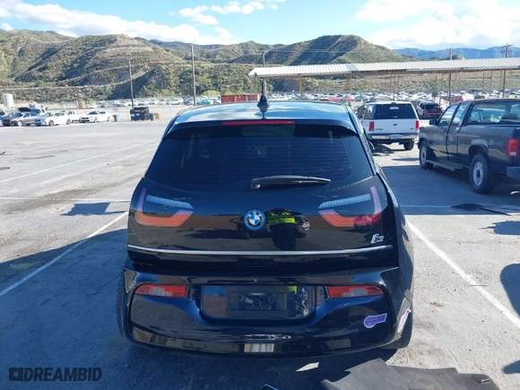 2019 BMW i3 with VIN WBY8P2C52K7E54733, listed as a IAAI auction lot 41946568 with 44,287 mi miles. Bid and sale history available at carsss.com. Image 17.