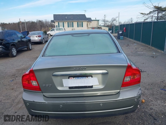2006 Volvo S80 with VIN YV1TS592361444561, listed as a IAAI auction lot 41569509 with 147,917 mi miles. Bid and sale history available at carsss.com. Image 16.
