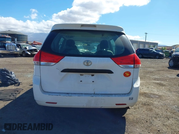 2012 Toyota Sienna with VIN 5TDZK3DC7CS203993, listed as a IAAI auction lot 41130289 with 177,059 mi miles. Bid and sale history available at carsss.com. Image 17.