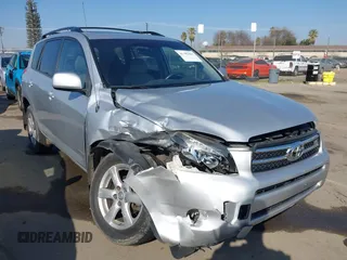 2007 Toyota RAV4 Limited with VIN JTMBK31V475020697, listed as a IAAI auction lot 41403464 with 221,299 mi miles. Bid and sale history available at carsss.com. Image 1.