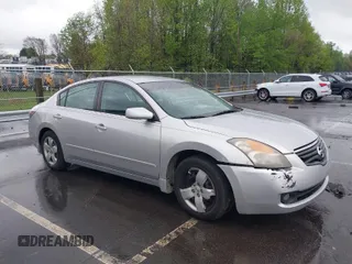 2008 Nissan Altima 2.5 S with VIN 1N4AL21EX8C285128, listed as a IAAI auction lot 41979247 with 168,818 mi miles. Bid and sale history available at carsss.com. Image 1.