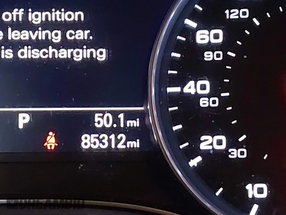 2016 Audi A6 2.0T Premium Plus with VIN WAUGFAFC4GN052293, listed as a IAAI auction lot 41683195 with 85,312 mi miles. Bid and sale history available at carsss.com. Image 16.