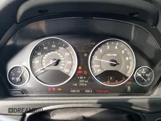 2014 BMW 3 Series 328i xDrive with VIN WBA3G7C54EKN37276, listed as a Copart auction lot 85689254 with 109,119 mi miles and Salvage Title. Bid and sale history available at carsss.com. Image 9.
