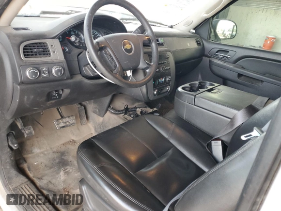 2012 Chevrolet Suburban z VIN 1GNWK5EG5CR312328, wystawiony jako Copart lot #84456004 z przebiegiem 162 987 mil mil oraz Szkoda całkowita • Salvage title. Historia ofert i sprzedaży dostępna na DreamBid. Obrazek 8.