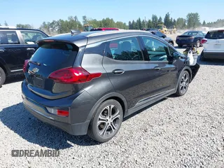 2017 Chevrolet Bolt EV Premier z VIN 1G1FX6S05H4190932, wystawiony jako IAAI lot #42422197 z przebiegiem 59 836 mil mil oraz . Historia ofert i sprzedaży dostępna na DreamBid. Obrazek 4.