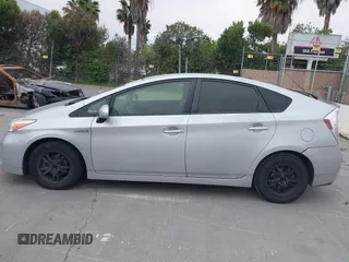 2014 Toyota Prius Four with VIN JTDKN3DU4E1748583, listed as a IAAI auction lot 42044872 with 215,032 mi miles. Bid and sale history available at carsss.com. Image 14.